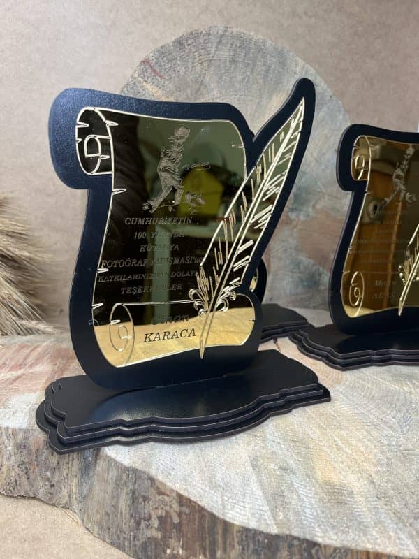 Kişiye Özel Pleksi Özelleştirilebilir Plaket - Görsel 2