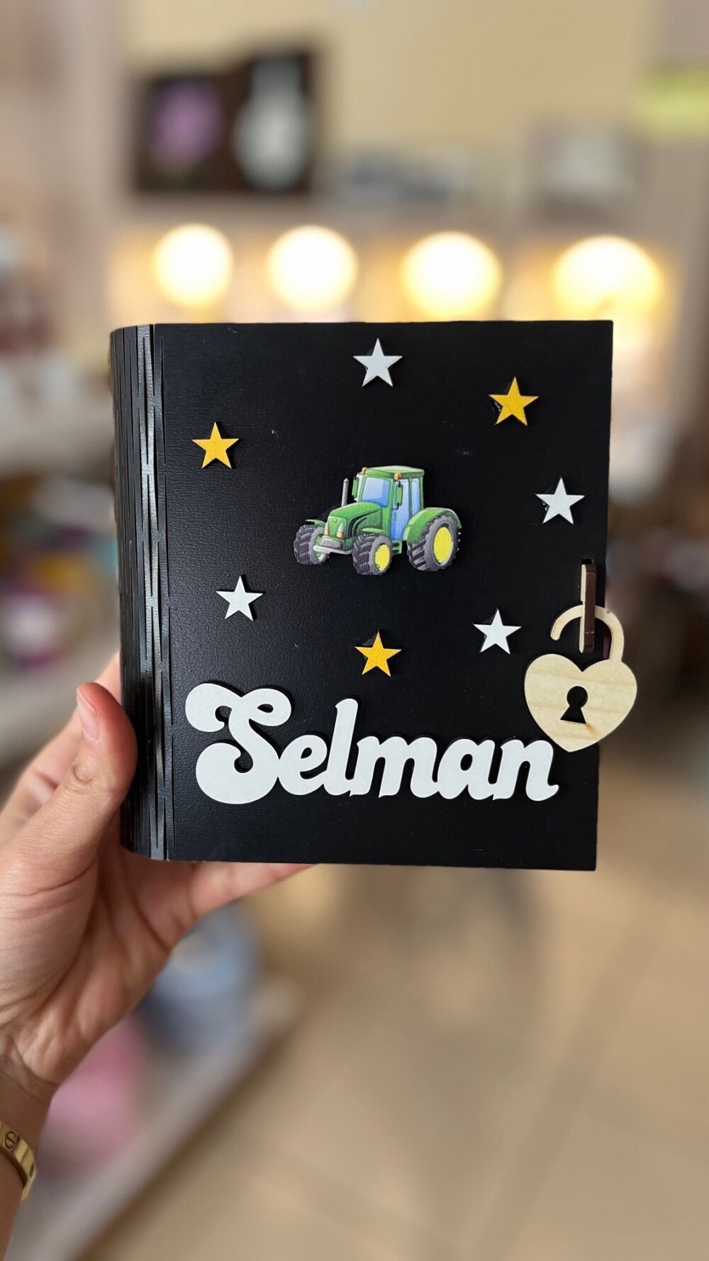 Kişiye Özel Motor Figürlü Ahşap Kitap Kumbara
