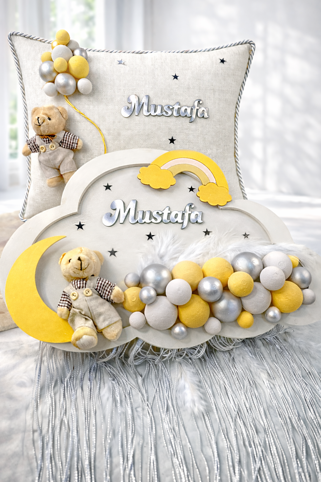 Led Işıklı Bulutlu Kapı Süsü ve Yastık Seti